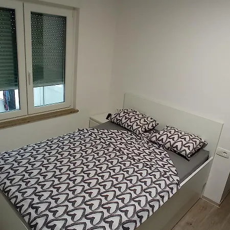 Apartma David V Izoli Апартаменты