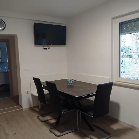 Апартаменты Apartma David V Izoli *