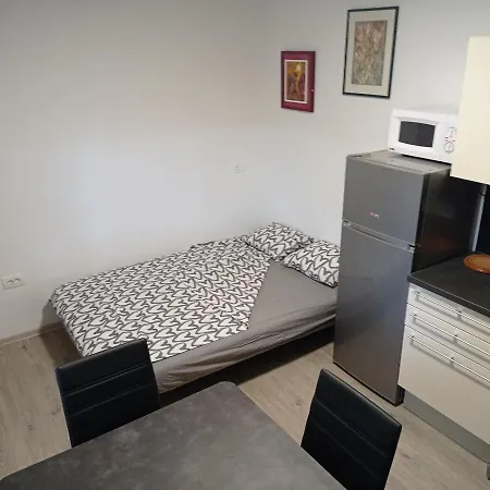 Апартаменты Apartma David V Izoli