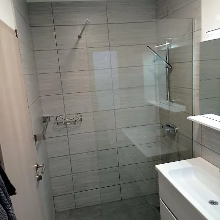 Apartma David V Izoli Апартаменты Изола